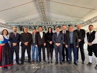 Câmara Municipal de Agudo homenageia colonos e motoristas em Sessão Solene na Volksfest